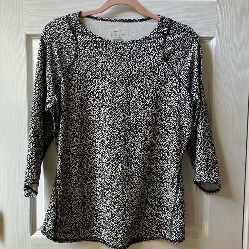 Nike Dri-Fit Long Sleeve Black & White Athletic Top - Women’s Large